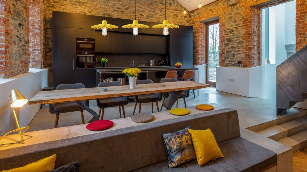 https://www.lightingcompany.co.uk/ardle-modern-factory-ceiling-pendant-in-powder-coated-yellow-p8843