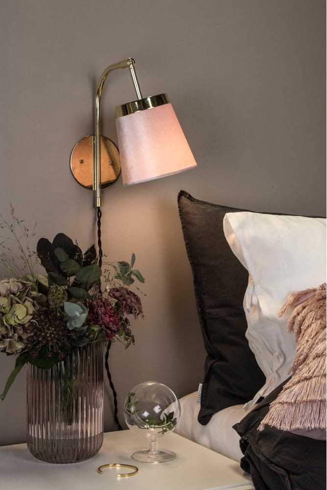 WALTHER wall light in brass with pink shade