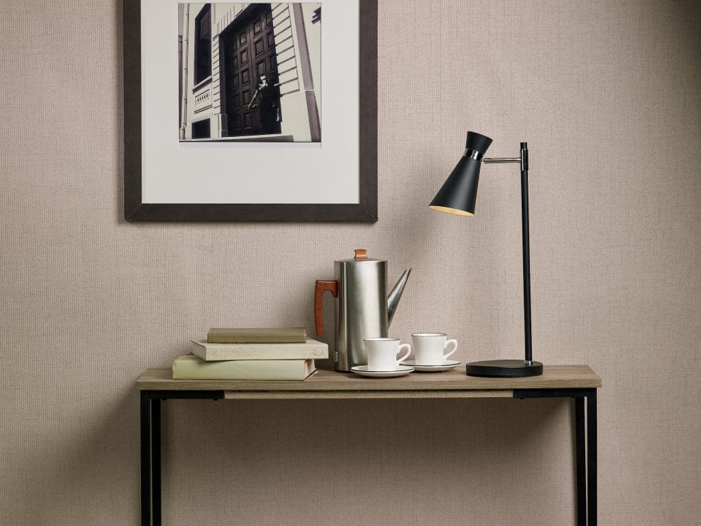 Table lamp.