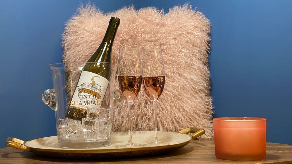 Dining homeware