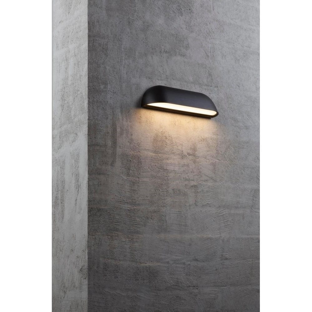 Outdoor lighting