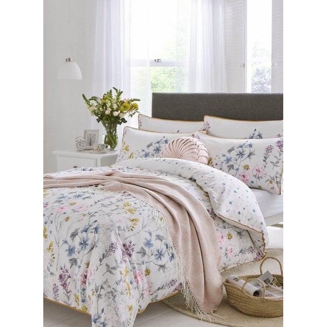 Laura Ashley Bedding | Lighting Company UK