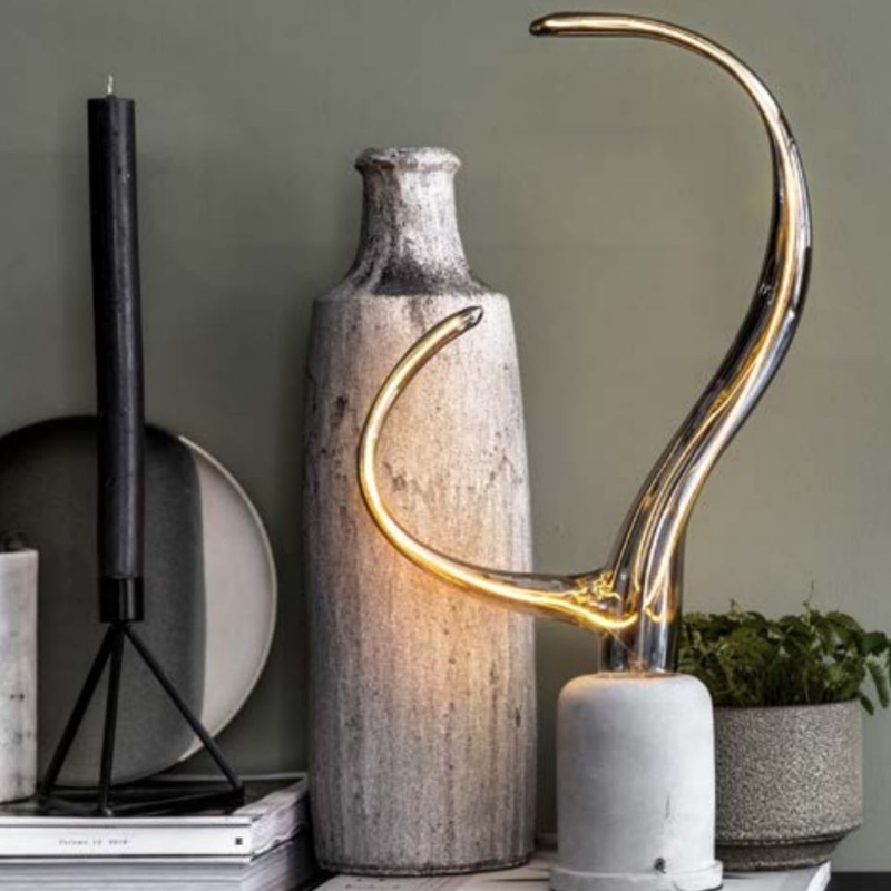Decorative, oversized and giant LED light bulbs