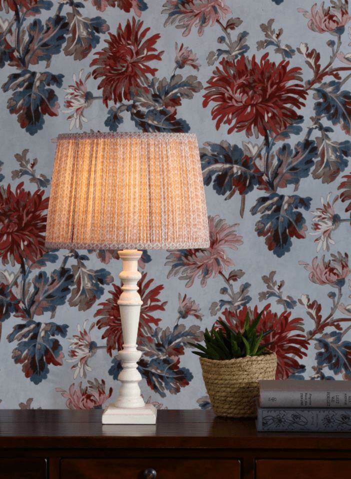 Pink table lamp