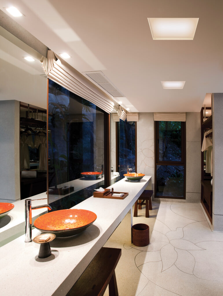 Bathroom ceiling lights