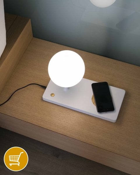 LED table lamp with wireless charging