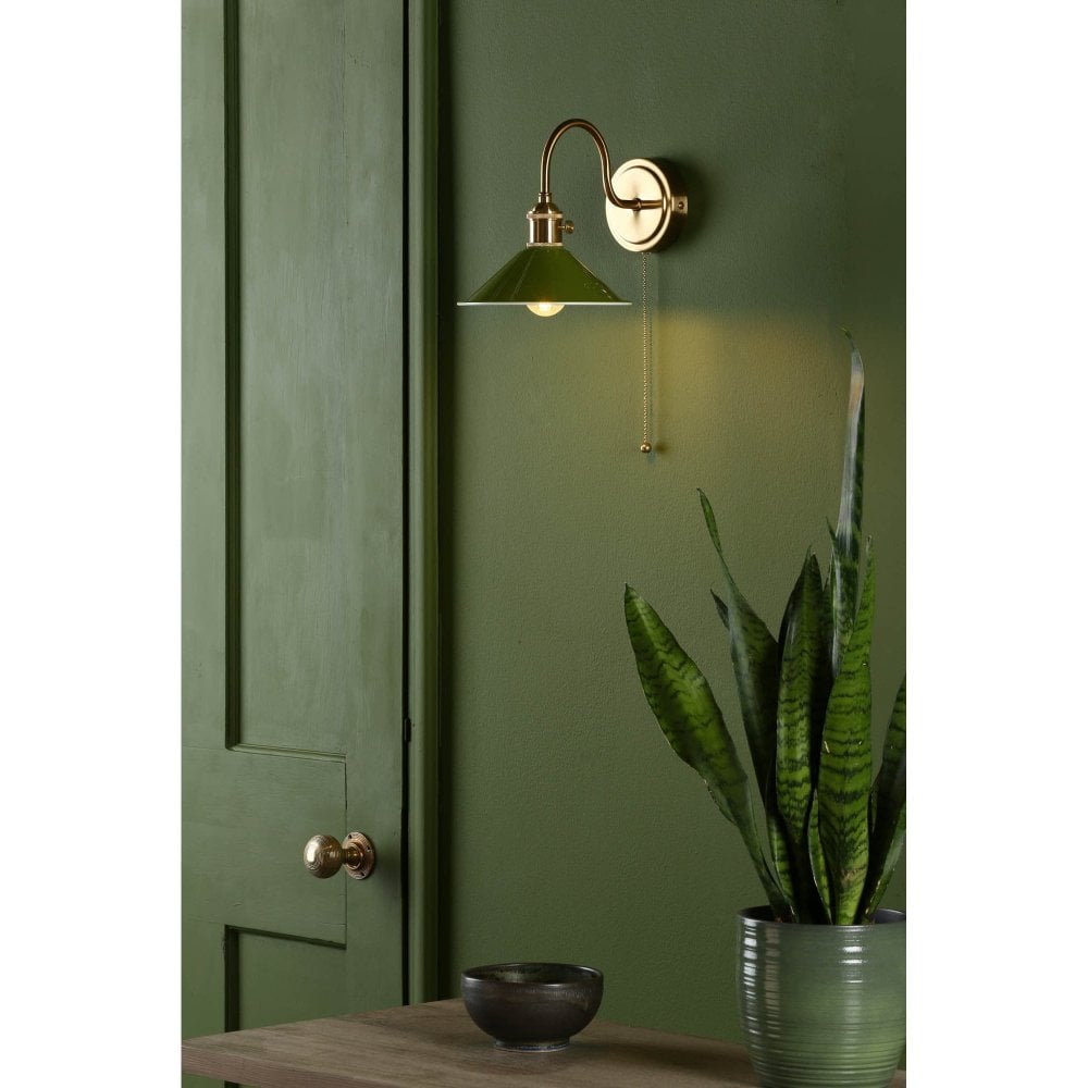 Elegant Plug-in Wall Sconce With Clear Flower Glass Shade – Vintage Brass Finish, Switch And Twisted Cord, E26 Socket, For Bedroom, Vanity, Hallway