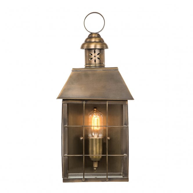 HYDE PARK traditional antique brass garden wall lantern