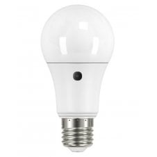 low energy LED bulb with photocell