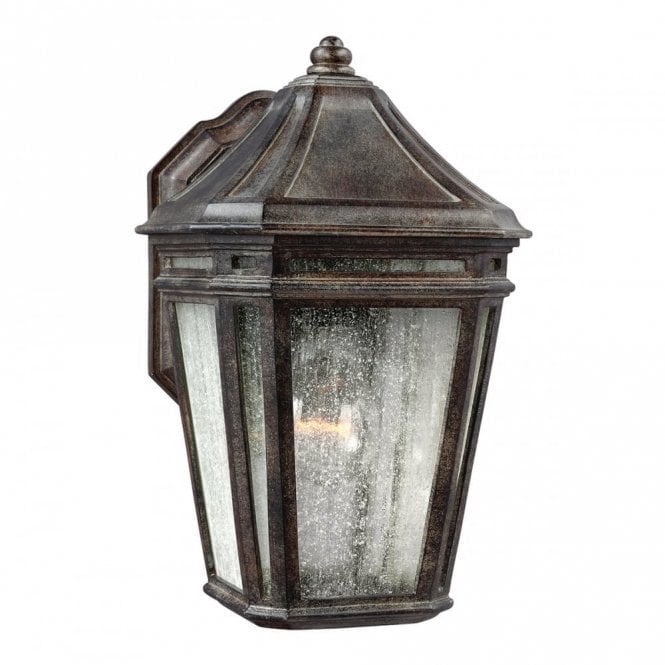 LONDONTOWNE single outdoor wall lantern in a weathered chestnut finish